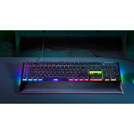 14059-TECLADO RAZER BLACKWIDOW V4 GREEN SWITCH (USA) (RZ03-04690100-R3M1)