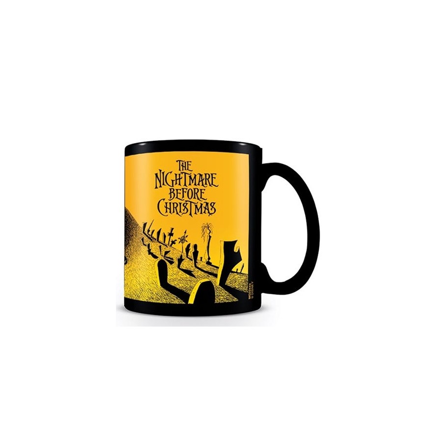 TAZA TERMICA ESCENA DEL CEMENTERIO 315 ML PYRAMID INTERNATIONAL REDSTRING SCMG24622