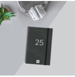 AGENDA 2025 BASIC YEAR E5 117X181MM DIA PAGINA NEGRO FINOCAM 741096025