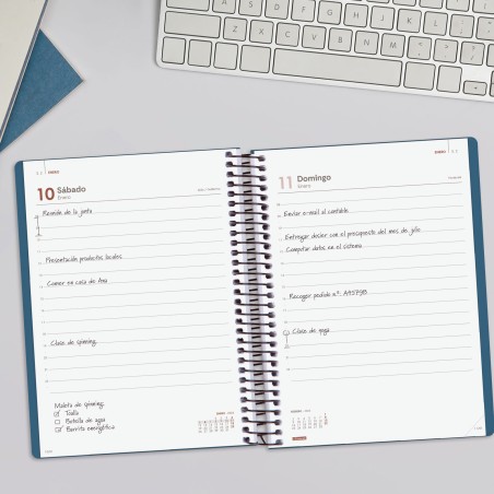 30505-AGENDA 2026 BASIC MY E10 155X212MM DIA PAGINA AZUL FINOCAM 743521026