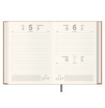 30831-AGENDA 2026 LISBOA DIA PAGINA 14 X 20 CM. COLOR CAMEL CATALAN DOHE 12693 - 26